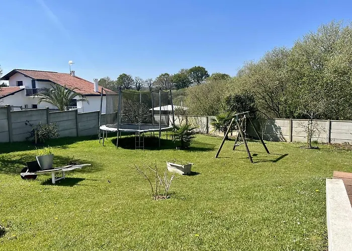 Appartement Ustaritz, 3 pièces, 4 personnes - FR-1-495-7