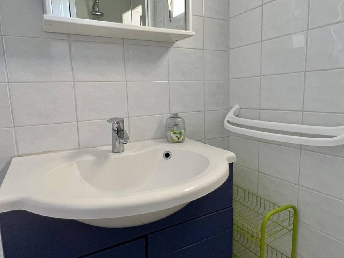 Maison T3 A Avec Terrasse Et Parking - Fr-1-495-7 Appartement *